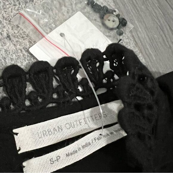 Urban Outfitters UO Boho Black Beaded Sequin Embroidered Long Sleeve Crop Top S - Picture 13 of 13